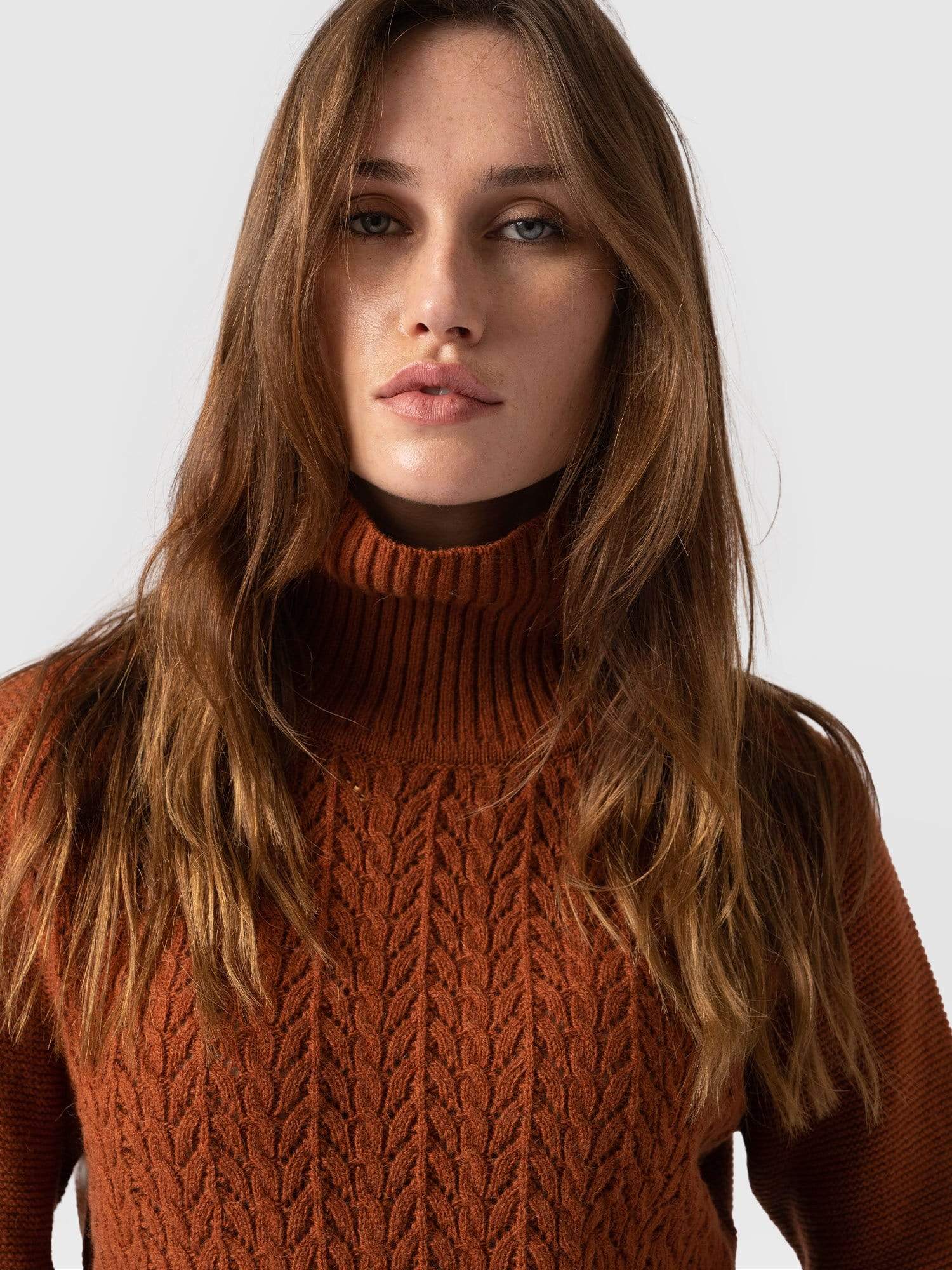 Glen Cable Knit Jumper Brown - Women's Jumpers | Saint + Sofia® EU